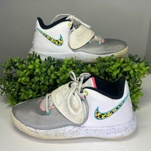 Nike kyrie flytrap lll south beach basketball shoes Girl Basketball sneackers 6Y